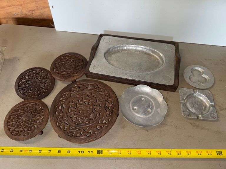 Trivets and other plates • Warehouse