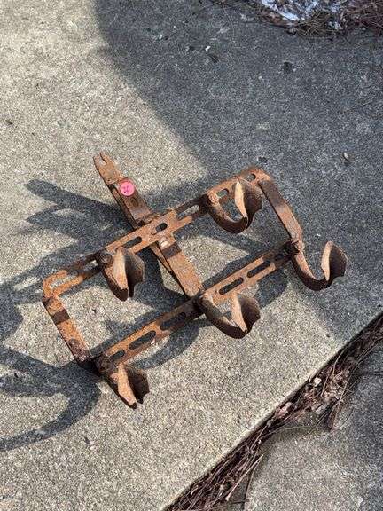 Small cultivator • 18” • Outside- front