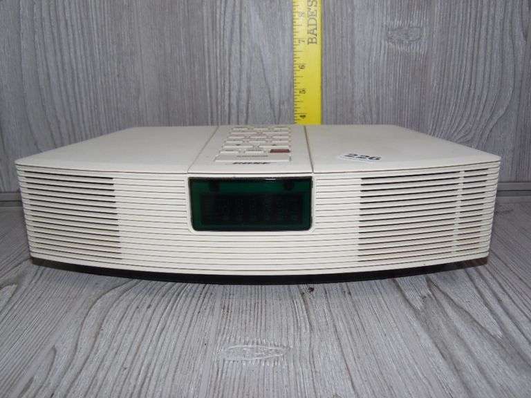 Bose Wave radio model AWR1-2W, sold as seen