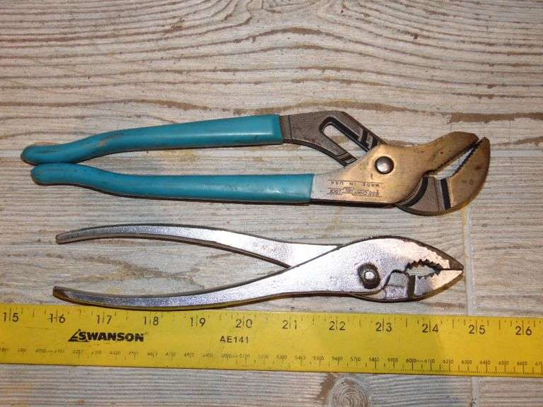 Plyers & Channel Locks & Crecent Wrench Dunker Auction