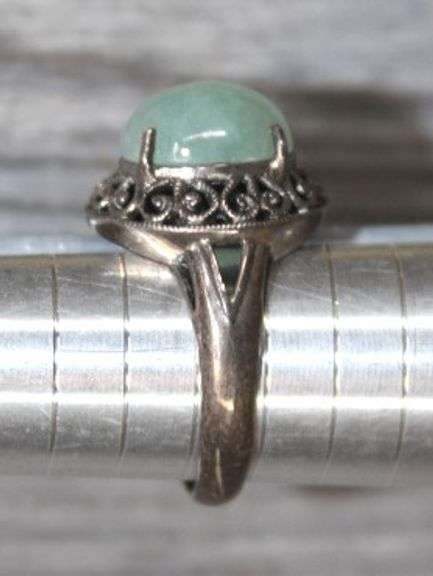 Ring: Marked .925 - Dunker Auction