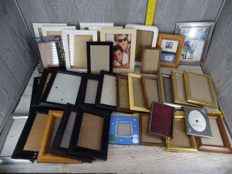 Assorted Picture Frames Dunker Auction
