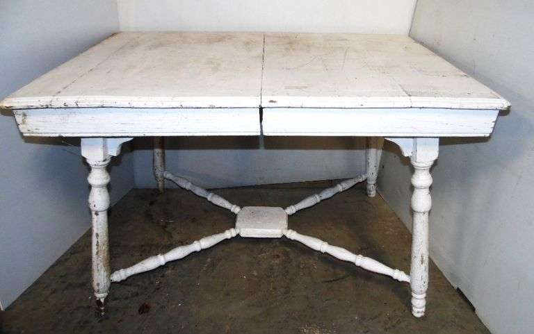White Painted Kitchen Table: 45' x 32" x 28", Has Bad leg & one side is bad