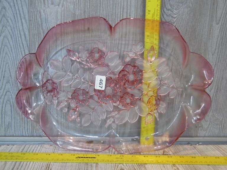 Pink Glass Serving Tray Dunker Auction