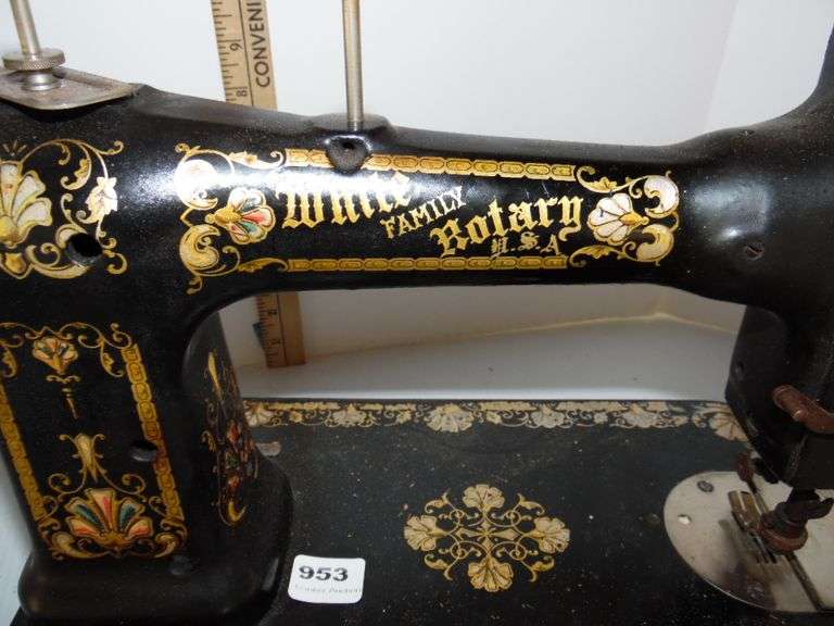Antique White Rotary Sewing Machine w/o Dunker Auction