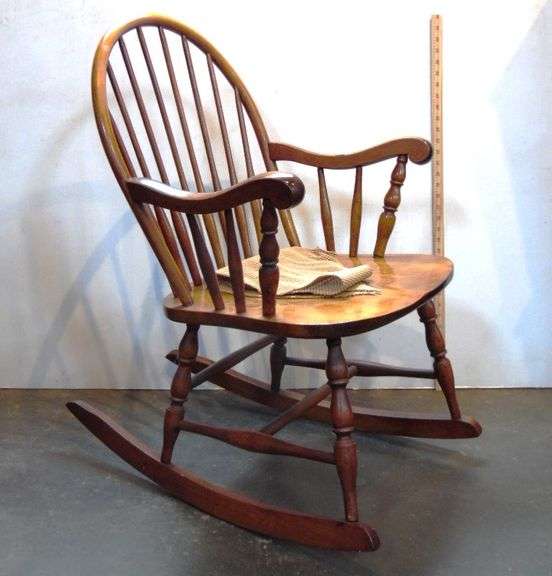 Small Oak Rocking Chair Small Wood Rocking Chair - Dunker Auction