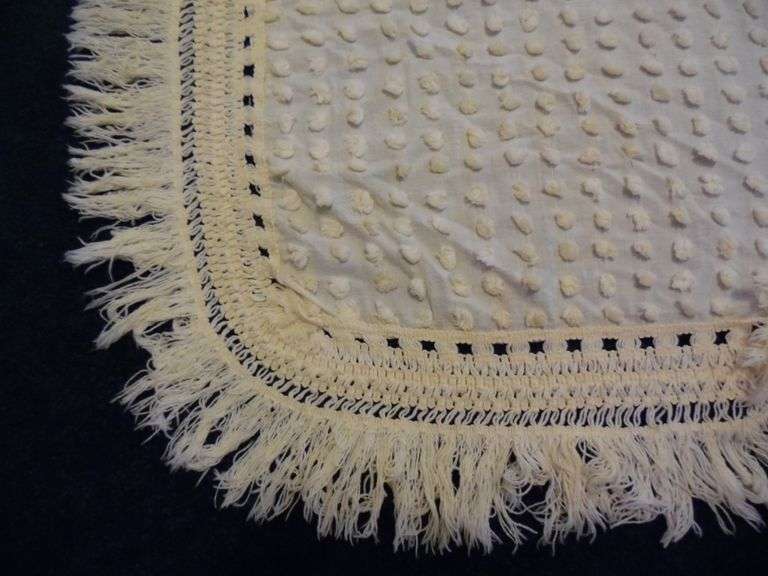 Bedspread - Faded Color - 76" x 100"
