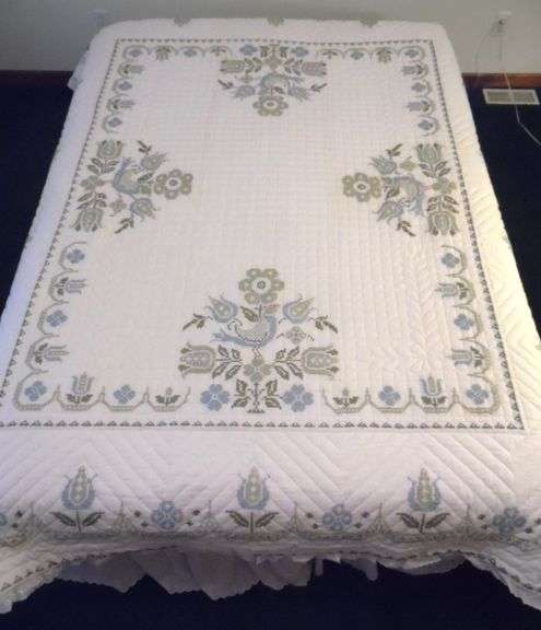Quilt - Embroidered & Quilted By Serena Witthaus C. 1970s - 78" x 92"