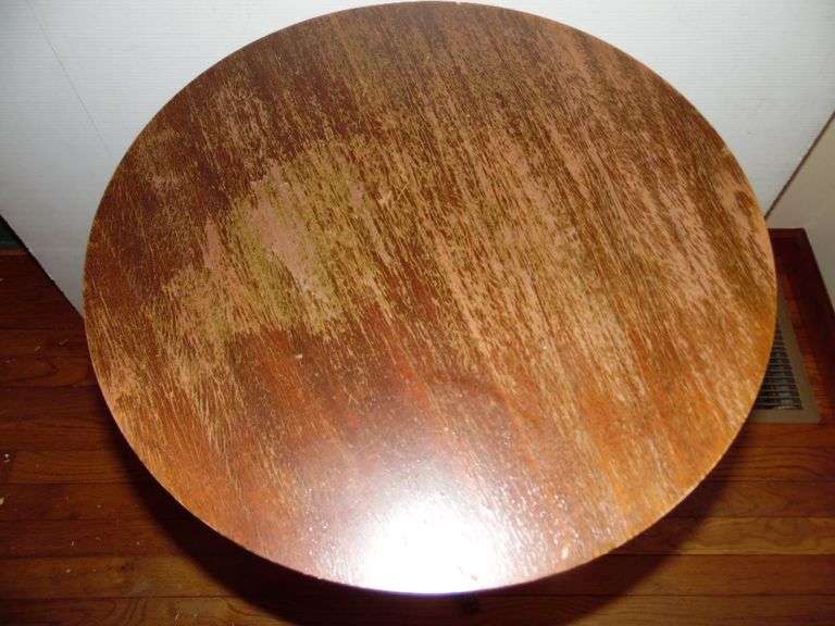 Round End Table - 26" Tall, 20" Wide