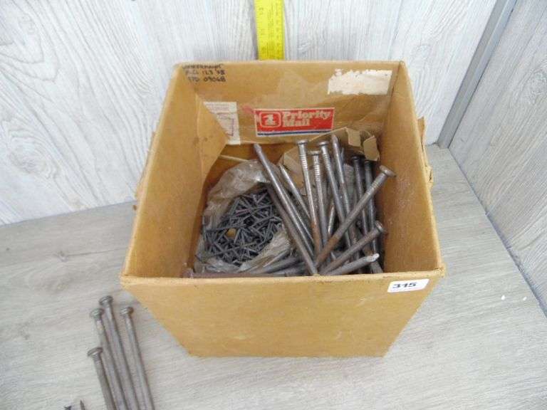 Screws & Long Nails