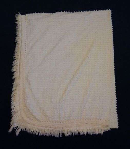 Bedspread - Faded Color - 76" x 100"