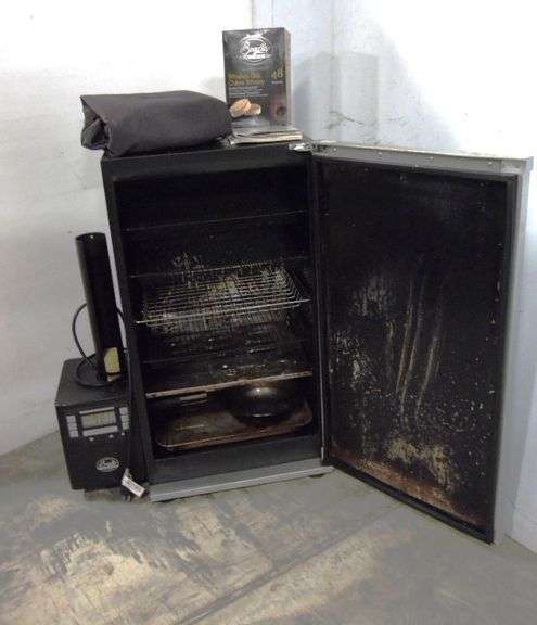 Bradley 4 Rack Digital Smoker: See Description