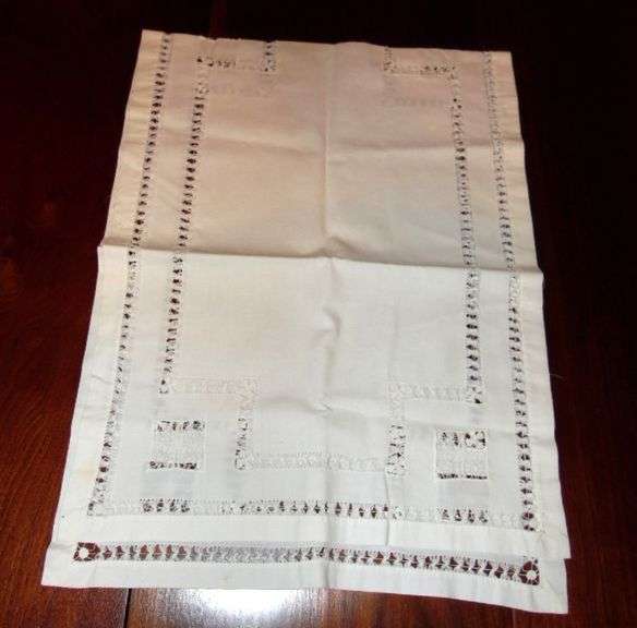 Cloth Napkins & Tableware