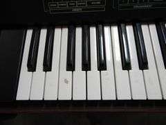 Gulbransen Electric Organ: 40" x 17" x 33 3/4", Stool: 24" x 12" x 23"