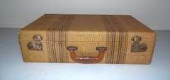 Vintage Suit Case - 21" x 13" x 6"