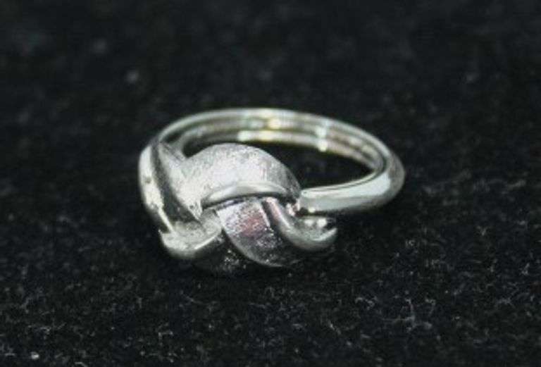 Ring: Marked Avon