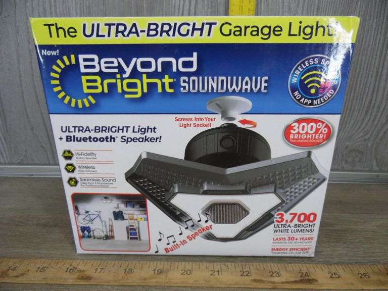 Beyond Bright Soundwave Light With Bluetooth Speaker - Dunker Auction