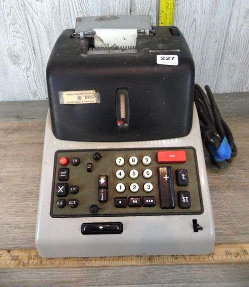 Olivetti Multisumma -24 - Electromechanical Calculator
