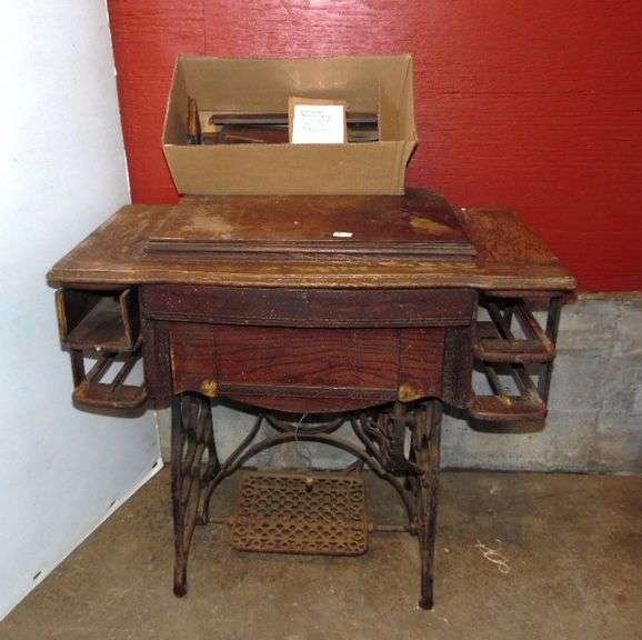 Treadle Sewing Machine: Needs TLC
