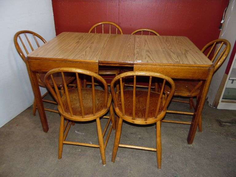 Kitchen Table with Six Chairs 54" x 32" x 30 1/2"
