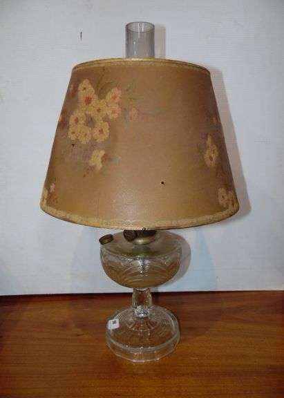 Drape Oil Lamp & Floral Shade