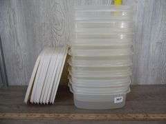 9 Rubbermaid Storage Containers With Lids