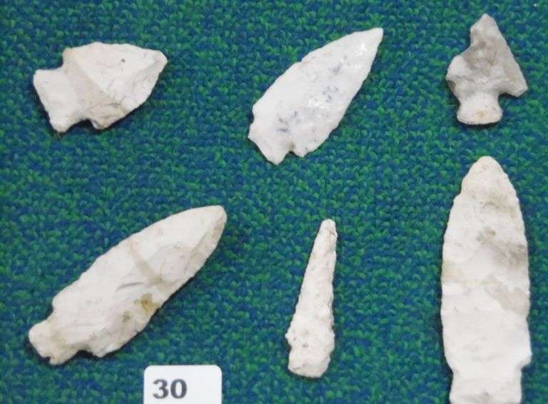 Arrowhead Display Art