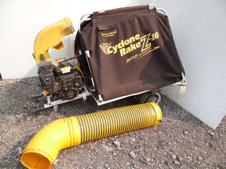 Cyclone Rake Z-10 Jet Path Vacuum System - Dunker Auction