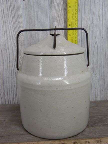 Stoneware Crock With Locking Lid