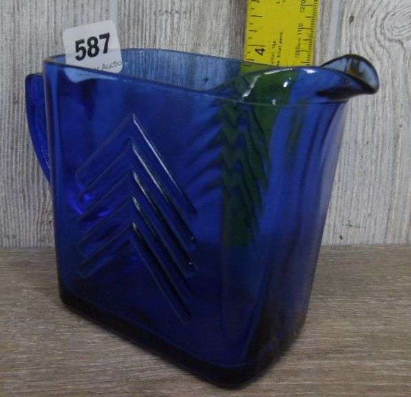 Hazel Atlas Colbalt Blue Creamer - Chevron Pattern
