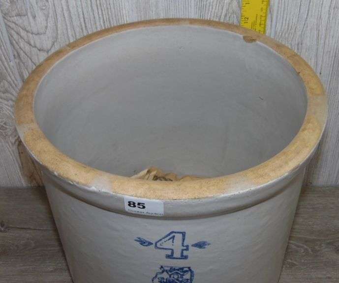 4 Gallon Crock - Illinois Stamp