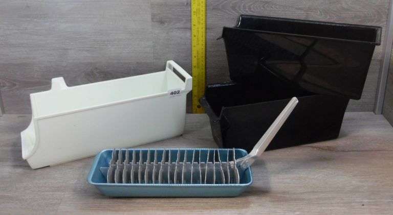 Ice Cube/Utility Bins & Vintage Ice Cube Tray