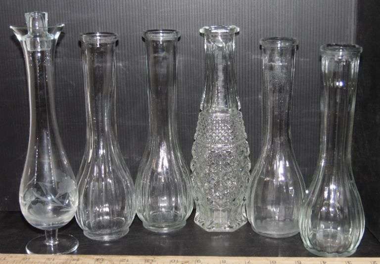 Bud Vases & Decanter With Stopper