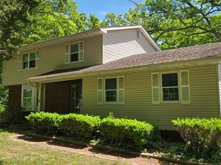 House Pictures: Bid On House Here