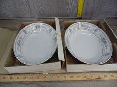 Elington Fine Porcelain China Serving Bowls, Platter & Salt & Pepper Shakers