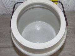 Stoneware Crock With Locking Lid