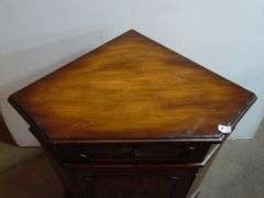 Corner Cabinet - Door Handle Is Broke - 28" x 20" x 34"