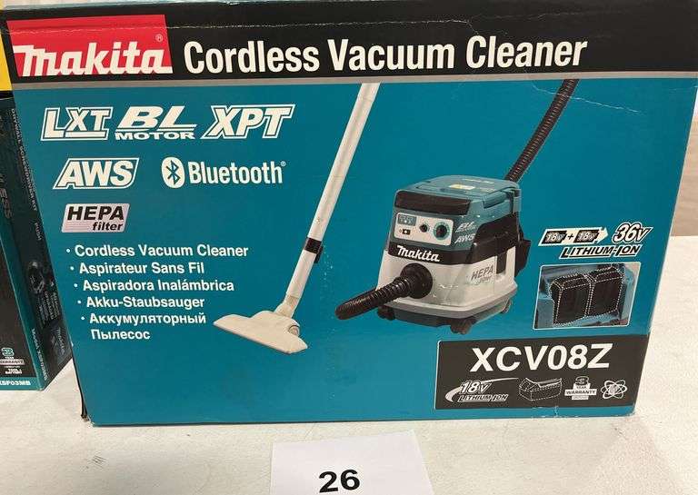 MAKITA CORDLESS VACUUM CLEANER IN BOX
