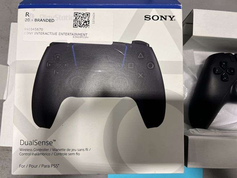 PLAYSTATION DUALSENSE WIRELESS CONTROLLER W/ BOX - Earl's Auction Company
