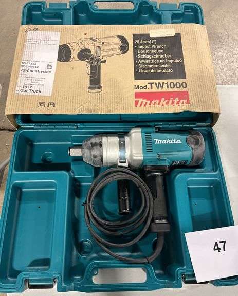 MAKITA 25.4MM IMPACT WRENCH IN CASE