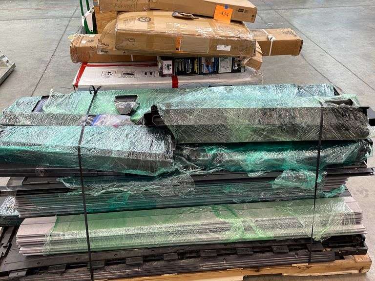 AS IS - DAMAGED/ MISMATCHED ITEMS - SEE PHOTOS - Earl's Auction Company