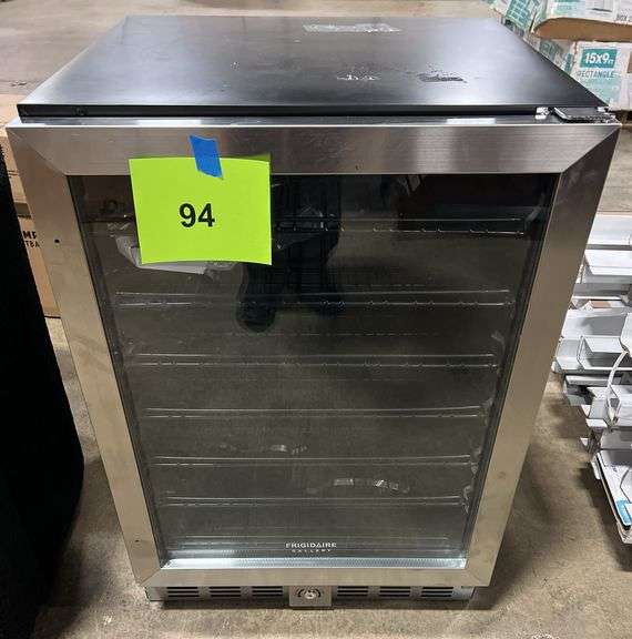 FRIGIDAIRE WINE & BEVERAGE COOLER Earl's Auction Company