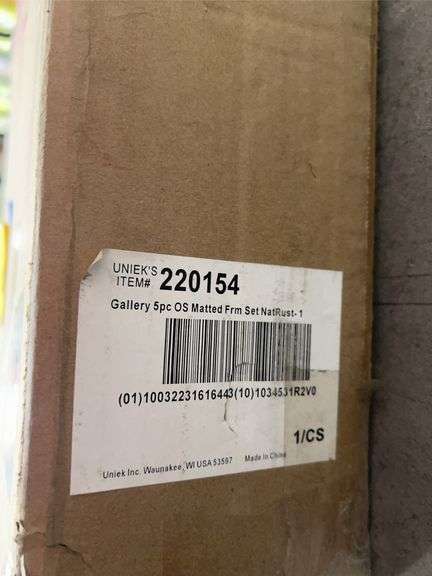 5PC GALLERY PICTURE FRAME SET IN BOX