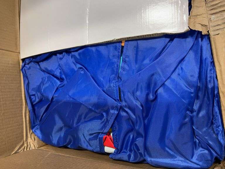 AS IS - 2PC INFLATABLE LOT - SEE PHOTOS