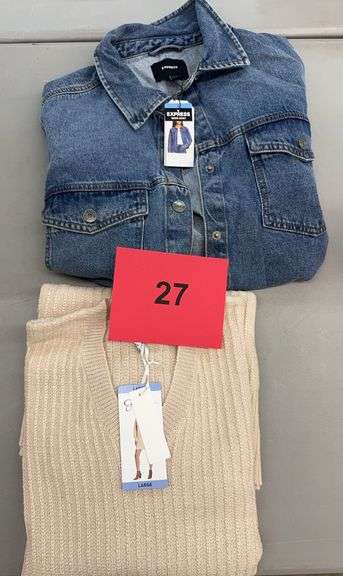 2PC WOMENS CLOTHING LOT SIZE LARGE