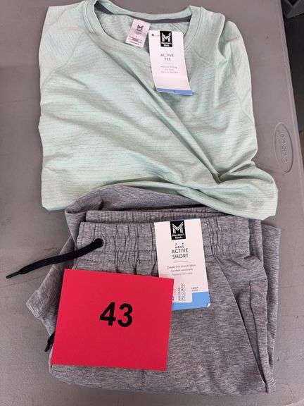 MENS ACTIVE TEE & SHORTS SIZE LARGE