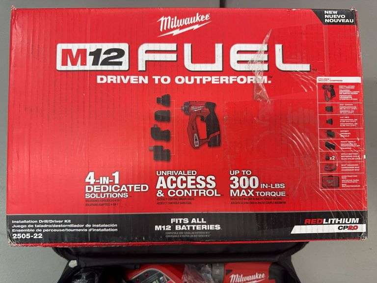 MILWAUKEE M12 INSTALLATION DRILL/DRIVER KIT W/ BOX