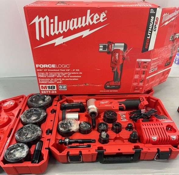 MILWAUKEE M18 6T KNOCKOUT TOOL 1/2"-4" W/ BOX