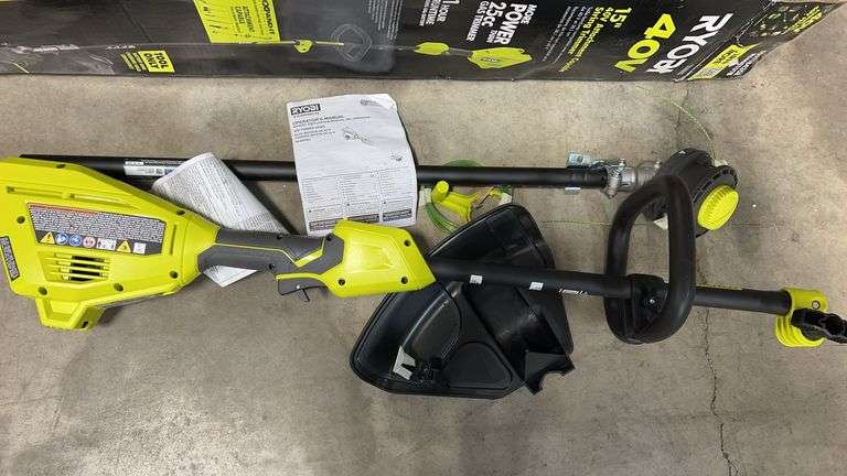 RYOBI 15" 40V STRING TRIMMER W/ BOX