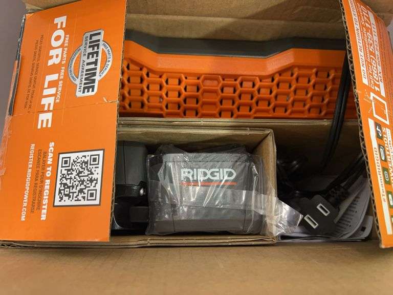 RIDGID 18V 4.0AH STARTER KIT IN BOX